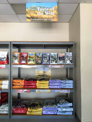 Pet Store «Royalty Pet Store», reviews and photos, 1140 Waterloo Rd #5, Stockton, CA 95215, USA