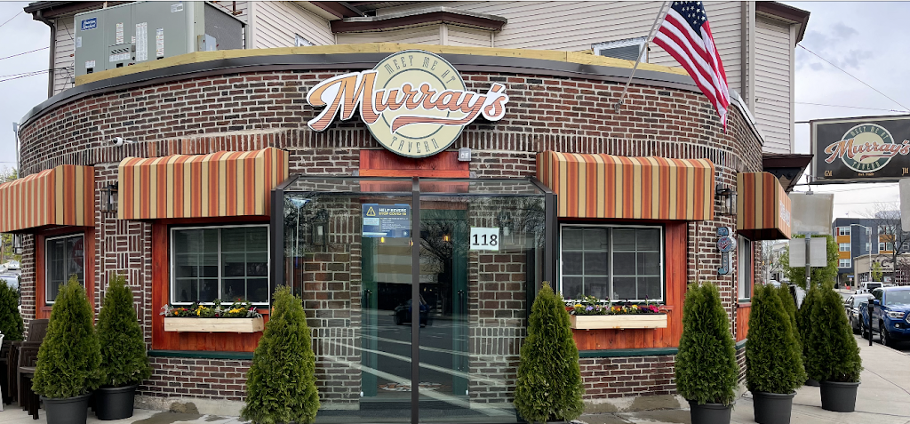Murray's Tavern 02151