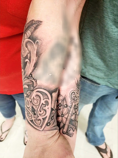 Explore honeybee tattoo ideas, creative tattoo ideas in Homosassa, available at Citrus Tattoos