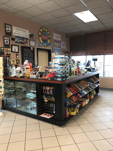 Car Wash «Hampton Auto Wash», reviews and photos, 296 W Montauk Hwy, Hampton Bays, NY 11946, USA