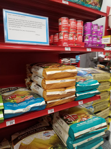 Pet Supply Store «Petco Animal Supplies», reviews and photos, 2000 NE Burnside Rd, Gresham, OR 97030, USA