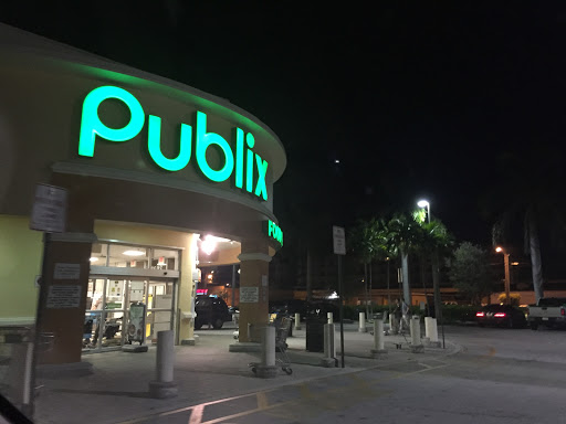 Supermarket «Publix Super Market at Five Points Plaza», reviews and photos, 2633 N Dixie Hwy, Wilton Manors, FL 33334, USA