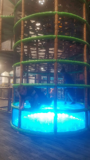 Playground «Eagles Nest Indoor Playground», reviews and photos, 400 10th St NW, New Brighton, MN 55112, USA