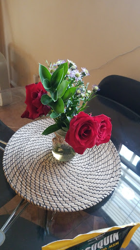 Florist «Foothills Floral Gallery», reviews and photos, 4647 E Chandler Blvd # 10, Phoenix, AZ 85048, USA