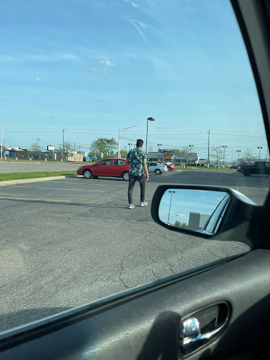 Bakery «Krispy Kreme Doughnuts», reviews and photos, 208 W 14 Mile Rd, Troy, MI 48083, USA