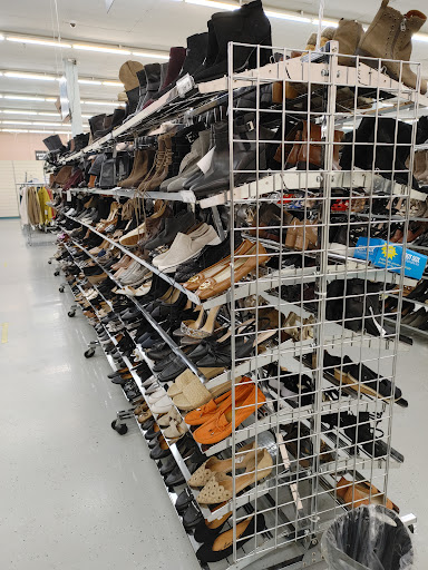 Outlet Store «Opitz Outlet», reviews and photos, 17575 MN-7, Minnetonka, MN 55345, USA