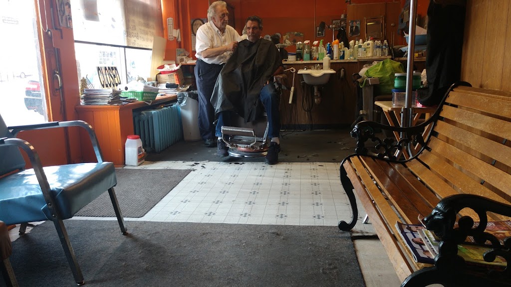 Barber Shop 60402