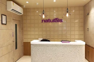 Naturals Salon image