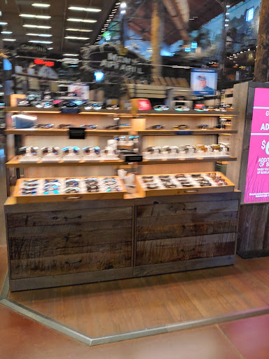 Sporting Goods Store «Bass Pro Shops», reviews and photos, 6425 Daniel Burnham Dr, Portage, IN 46368, USA