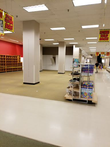 Shopping Mall «Dedham Mall», reviews and photos, 300 Providence Hwy, Dedham, MA 02026, USA