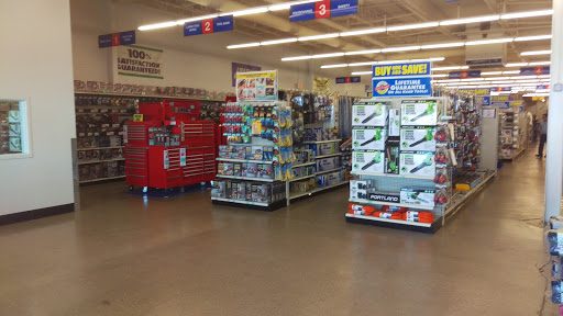 Hardware Store «Harbor Freight Tools», reviews and photos, 32706 John R Rd, Madison Heights, MI 48071, USA