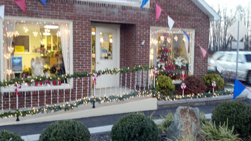 Florist «Flowers by Dena», reviews and photos, 2003 Kings Hwy, Swedesboro, NJ 08085, USA