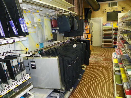 Art Supply Store «Plaza Artist Materials», reviews and photos, 230 W McMillan St, Cincinnati, OH 45219, USA