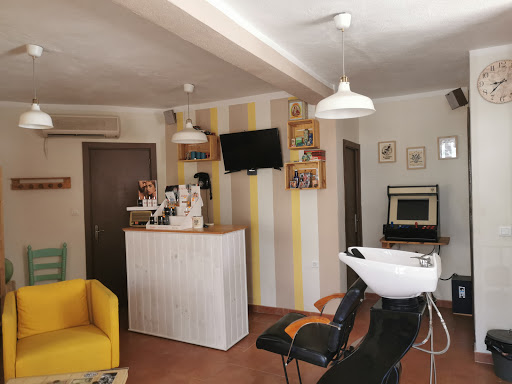 Peluquería Barber Shop  Rueda en Alozaina, Málaga
