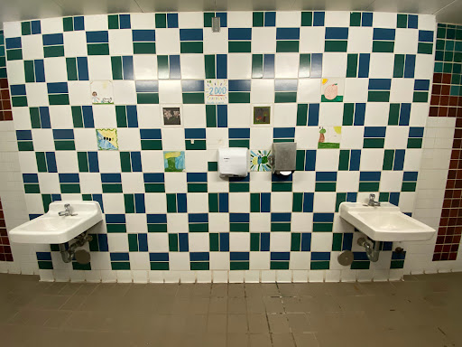 Public bathroom Santa Clarita
