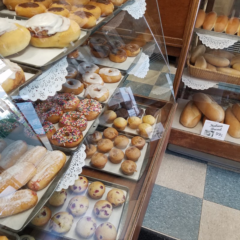 Bachini's Bakery