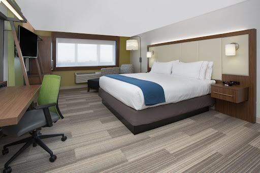 Holiday Inn Express & Suites Brenham South, an IHG Hotel image 7