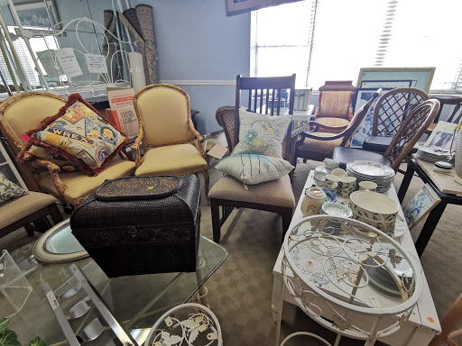 Thrift Store «Habitat For Humanity Thrift Store», reviews and photos, 1635 N Old Dixie Hwy, Jupiter, FL 33469, USA