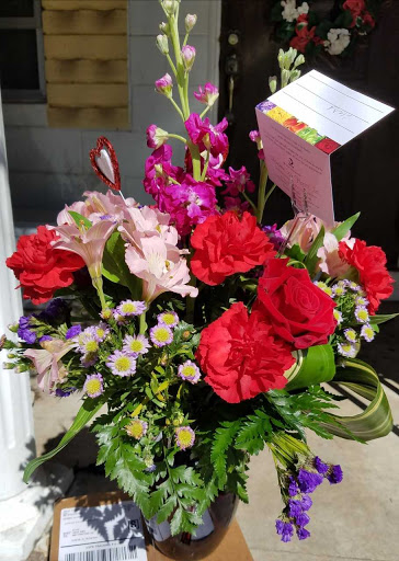 Florist «Shananne Cain Florist Inc», reviews and photos, 123 N Central Ave, Umatilla, FL 32784, USA