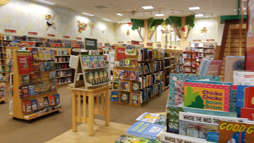 Book Store «Barnes & Noble», reviews and photos, 614 S Meadow St, Ithaca, NY 14850, USA