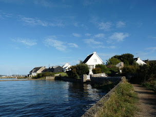 Photo n°45 de les huitres d' Evariste à Locmariaquer ()