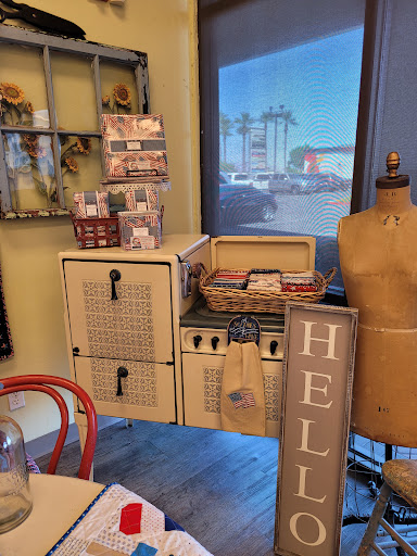 Quilt Shop «Quiltique», reviews and photos, 213 N Stephanie St, Henderson, NV 89074, USA