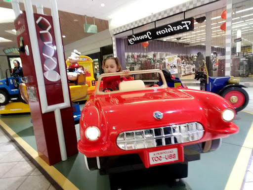 Shopping Mall «University Mall», reviews and photos, 1701 McFarland Blvd E Suite 100, Tuscaloosa, AL 35404, USA