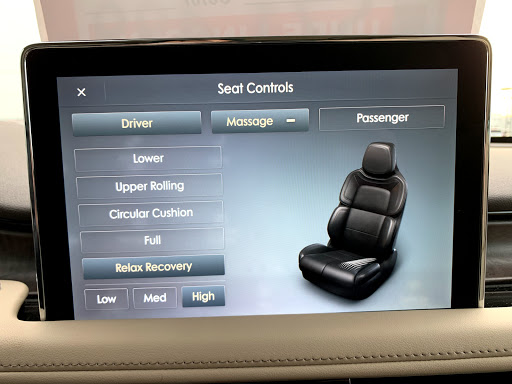 Car Dealer «Lunde Auto Center», reviews and photos, 140 40th St S, Fargo, ND 58103, USA