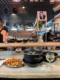 Plats et boissons du Restaurant français Bistro Poulette | Le bar à moules à Bordeaux - n°15