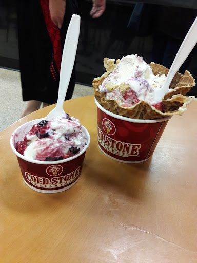 Ice Cream Shop «Cold Stone Creamery», reviews and photos, 1044 NW Civic Dr k, Gresham, OR 97030, USA