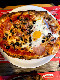 Pizza du Restaurant La Vache Rouge à Bourg-Saint-Maurice - n°4