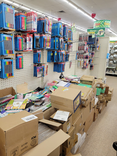 Dollar Store «Dollar Tree», reviews and photos, 135 Bloomfield Ave, Bloomfield, NJ 07003, USA