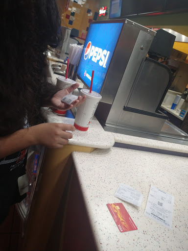 Movie Theater «Regal Cinemas Southland Mall 16», reviews and photos, 20505 S Dixie Hwy, Cutler Bay, FL 33189, USA