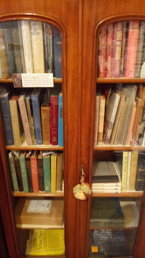 Book Store «Garden District Book Shop», reviews and photos, 2727 Prytania St, New Orleans, LA 70130, USA