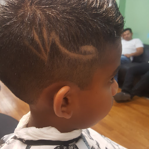 Barber Shop «Eduardo Barber Shop», reviews and photos, 57 Park Hill Ave, Yonkers, NY 10701, USA