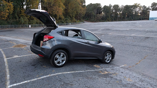 Drive-in Movie Theater «Starlight Drive-In Theatre and Flea Market», reviews and photos, 2000 Moreland Ave SE, Atlanta, GA 30316, USA