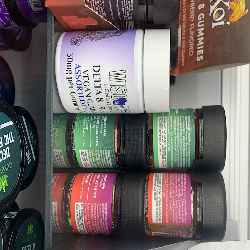 Vaporizer Store «27 Vape & Smoke», reviews and photos, 5268 S 27th St, Milwaukee, WI 53221, USA