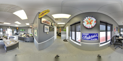 Auto Body Shop «Waln Repair & Collision Center», reviews and photos, 21 Williams Blvd, Fairfax, IA 52228, USA