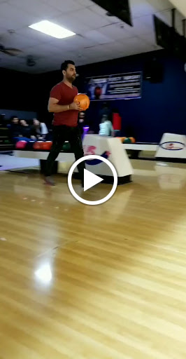 Bowling Alley «Castro Village Bowl», reviews and photos, 3501 Village Dr, Castro Valley, CA 94546, USA