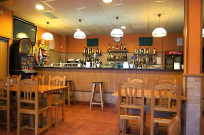 Bar restaurante Irati - Manzana C, Pol. Ind. Plazaola, NAVE 2, 31195 Aizoáin, Navarra, Spain