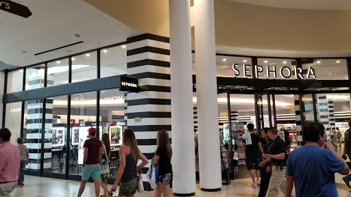 Cosmetics Store «SEPHORA», reviews and photos, 900 Gessner Rd #700, Houston, TX 77024, USA