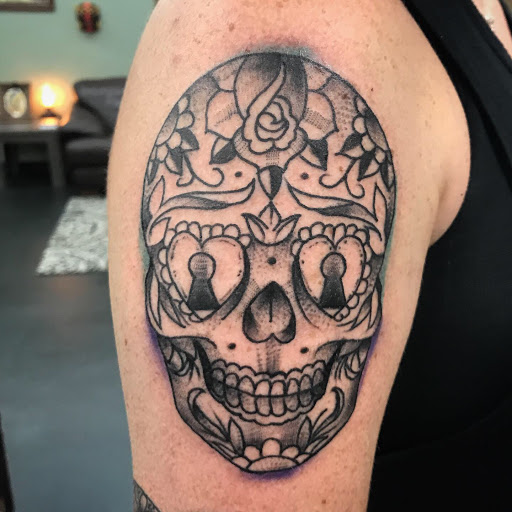 Tattoo Shop «Fox Tattoo Parlor & Gallery», reviews and photos, 3045-B SE 3rd Ave, Ocala, FL 34471, USA