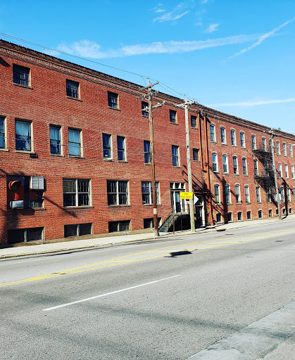 Wholesaler «Pixel 19 Vintage Clothing LLC», reviews and photos, 211 Klotter Ave, Cincinnati, OH 45219, USA