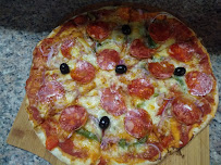 Pizza du Pizzeria Bar à Vivres à Carcassonne - n°17