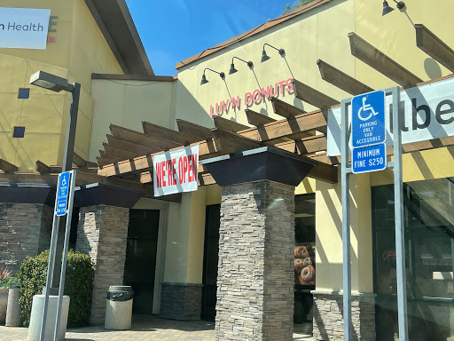 Luvn Donuts, 1421 W MacArthur Blvd # D, Santa Ana, CA 92704, USA, 