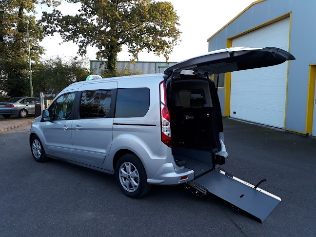 5 Rue Édouard Branly, 56230 Questembert, France