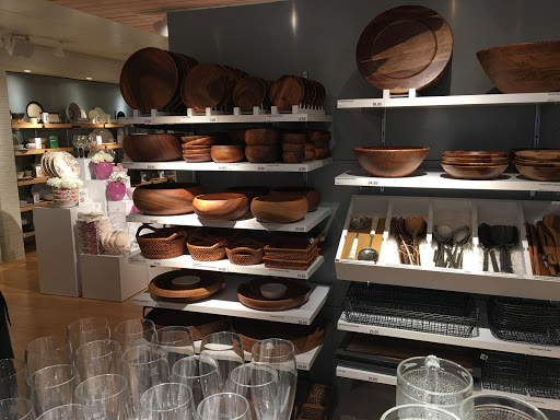 Furniture Store «Crate and Barrel», reviews and photos, 11800 W Broad St, Richmond, VA 23233, USA