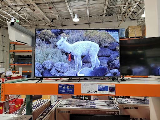 Warehouse store «Costco Wholesale», reviews and photos, 125 Beacon Dr, Holbrook, NY 11741, USA