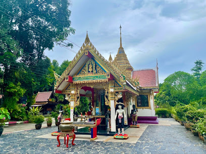 Khomniyaket Temple