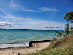 Fotografie cu Summit Park Beach cu nivelul de curățenie înalt